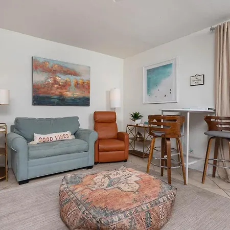 Moonraker 20 Condo